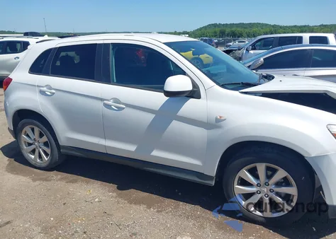 2015 Mitsubishi Outlander Sport Es из США, поврежденный, VIN 4A4AP3AW4FE032958